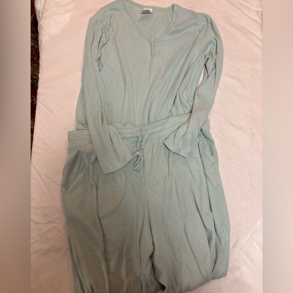 Lands' End mint-colored pajamas